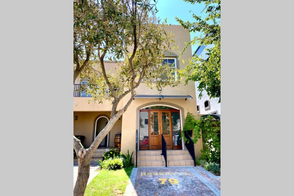 Le Grec Wine Tram Apartment Franschhoek Dış mekan fotoğraf